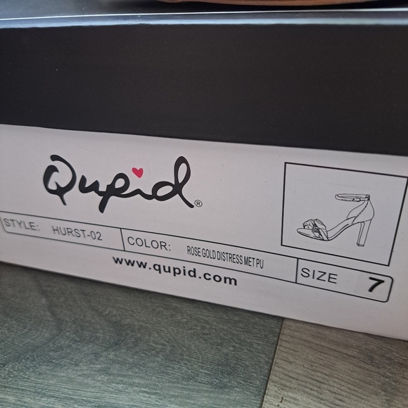 Qupid| rose gold distressed met pu~ open toed high heel with ankle strap - Picture 2 of 11